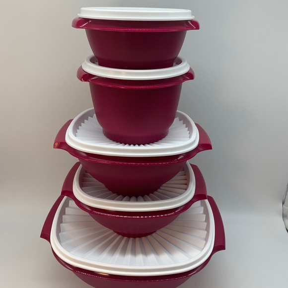 Tupperware Classic Servalier Bowl Set of 5 - Picture 2 of 16